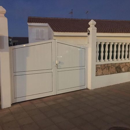 Villa Urbanizacion Cordoba Corralejo Esterno foto